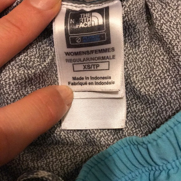 NWOT northface shorts - Picture 2 of 4